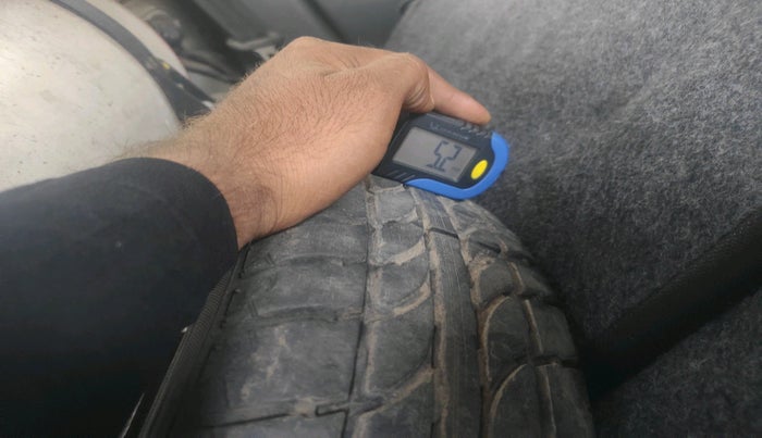 2012 Maruti Wagon R 1.0 LXI CNG, CNG, Manual, 91,846 km, tyre