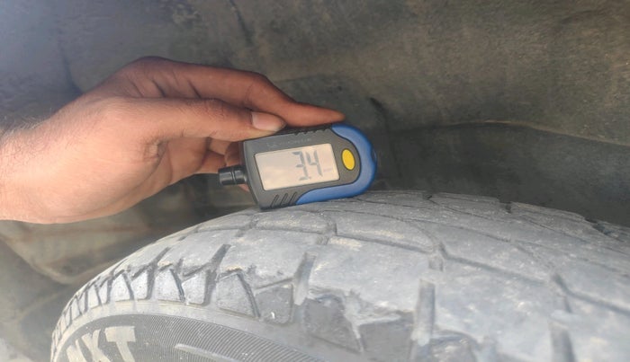 2012 Maruti Wagon R 1.0 LXI CNG, CNG, Manual, 91,846 km, tyre