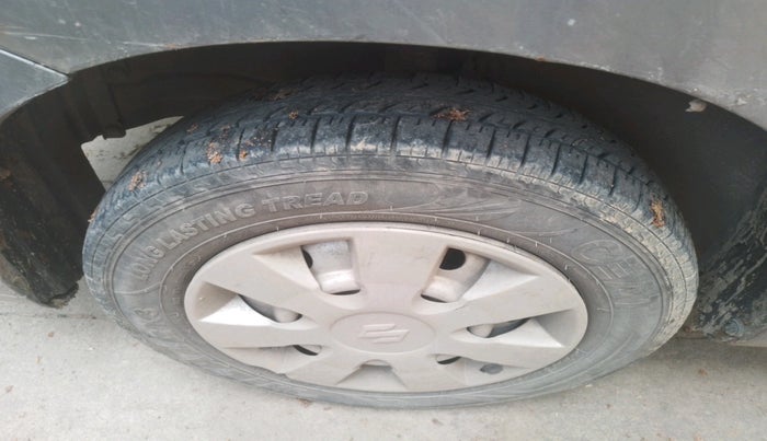 2011 Maruti Wagon R 1.0 LXI, Petrol, Manual, 1,25,746 km, tyre