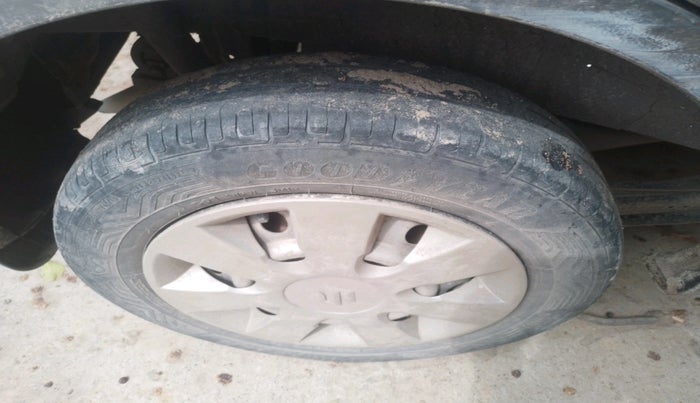 2011 Maruti Wagon R 1.0 LXI, Petrol, Manual, 1,25,746 km, tyre