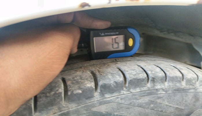 2013 Hyundai Eon D-LITE+, Petrol, Manual, 89,907 km, tyre