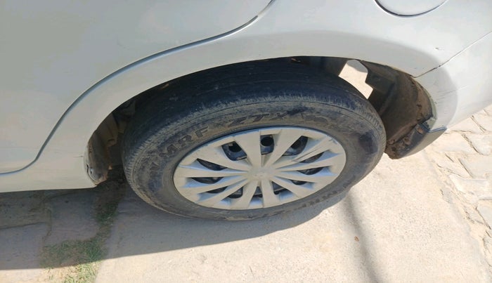 2012 Maruti Swift Dzire VDI, Diesel, Manual, 1,59,451 km, tyre