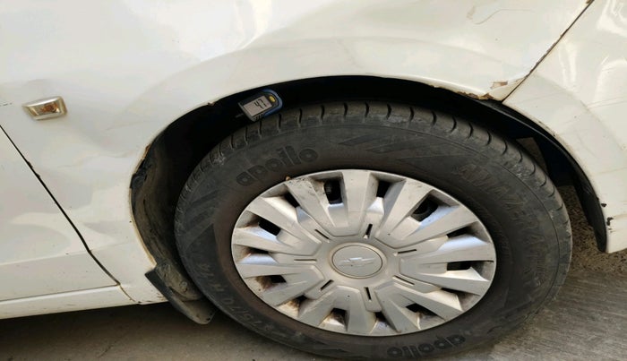 2015 Chevrolet Sail UVA 1.2 LS, Petrol, Manual, 61,951 km, tyre