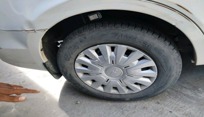 2015 Chevrolet Sail UVA 1.2 LS, Petrol, Manual, 61,951 km, tyre