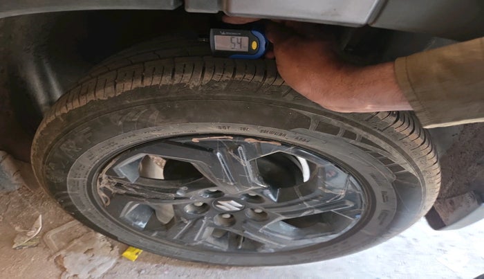 2024 Maruti BREZZA ZXI S-CNG, CNG, Manual, 12,719 km, tyre