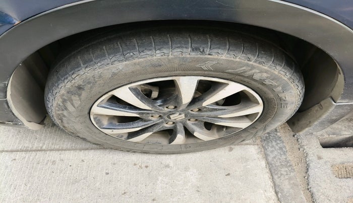 2019 Maruti S Cross DELTA 1.3, Diesel, Manual, 1,23,113 km, tyre