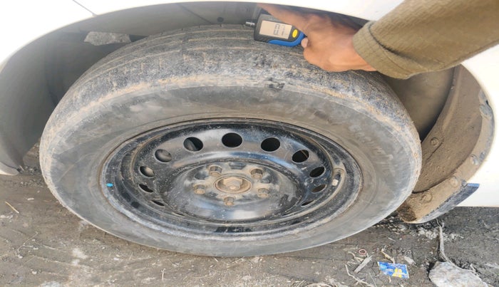 2021 Maruti Ertiga TOUR M, Petrol, Manual, 99,506 km, tyre