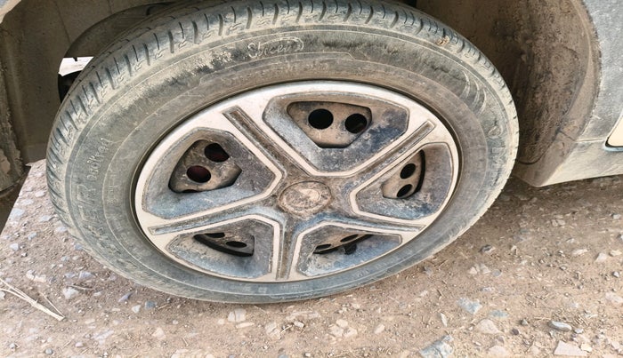 2021 Mahindra XUV300 W4 1.5 DIESEL, Diesel, Manual, 79,878 km, tyre