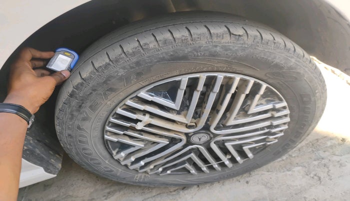 2019 Volkswagen Ameo TRENDLINE 1.0L, Petrol, Manual, 55,517 km, tyre