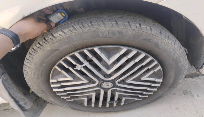 2019 Volkswagen Ameo TRENDLINE 1.0L, Petrol, Manual, 55,517 km, tyre