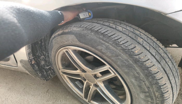 2017 Maruti Baleno DELTA PETROL 1.2, CNG, Manual, 89,420 km, tyre