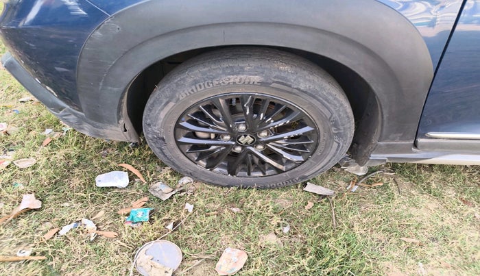 2019 Maruti XL6 ALPHA AT, Petrol, Automatic, 1,24,408 km, tyre