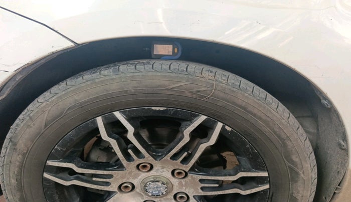 2012 Maruti Ertiga VDI, Diesel, Manual, 1,15,476 km, tyre