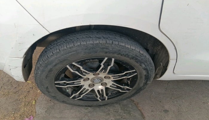 2012 Maruti Ertiga VDI, Diesel, Manual, 1,15,476 km, tyre