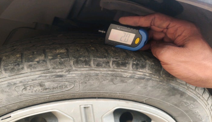 2019 Tata NEXON XM PETROL, Petrol, Manual, 52,219 km, tyre