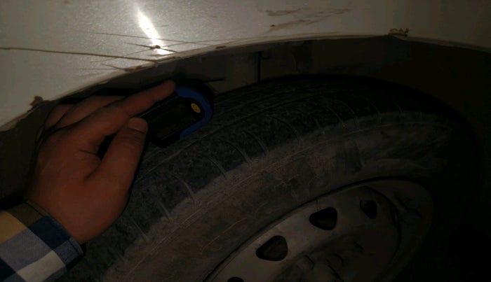 2016 Tata Tiago XM (O) PETROL, CNG, Manual, 1,31,943 km, tyre