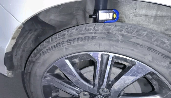 2019 Honda City 1.5L I-VTEC V MT, Petrol, Manual, 1,82,628 km, tyre