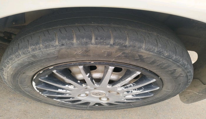 2013 Tata Indigo ECS LX TDI, Diesel, Manual, 84,397 km, tyre