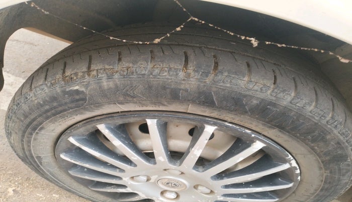 2013 Tata Indigo ECS LX TDI, Diesel, Manual, 84,397 km, tyre