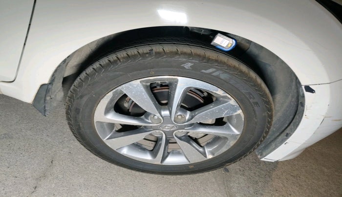 2016 Hyundai Elite i20 ASTA 1.2, Petrol, Manual, 51,745 km, tyre