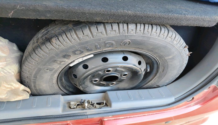 2014 Maruti Alto 800 LXI, CNG, Manual, 56,174 km, tyre