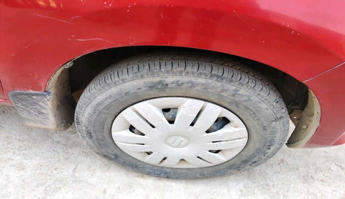 2014 Maruti Alto 800 LXI, CNG, Manual, 56,174 km, tyre