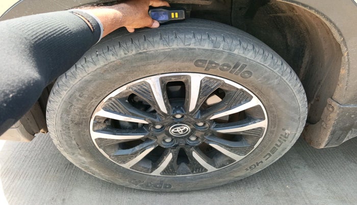 2022 Toyota URBAN CRUISER PREMIUM GRADE AT, Petrol, Automatic, 46,708 km, tyre