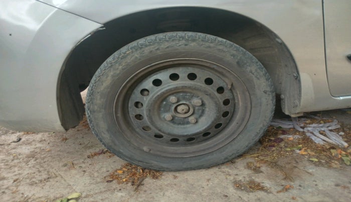 2011 Maruti Wagon R 1.0 VXI, Petrol, Manual, 1,05,255 km, tyre