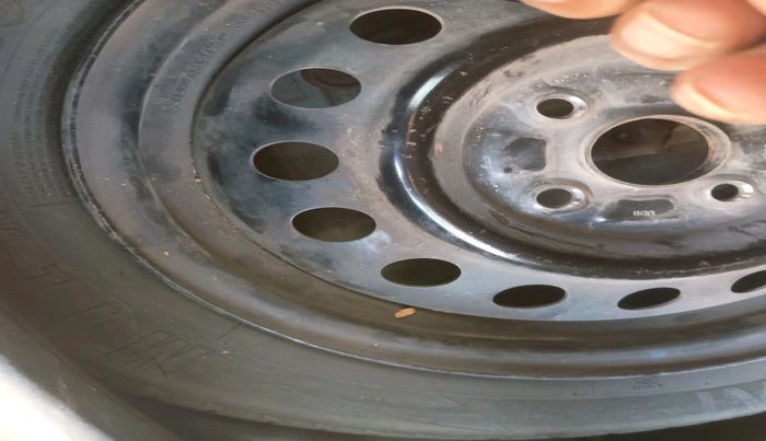 2011 Maruti Wagon R 1.0 VXI, Petrol, Manual, 1,05,255 km, tyre