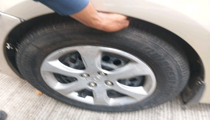 2011 Hyundai Verna FLUIDIC 1.6 VTVT EX, Petrol, Manual, 65,298 km, tyre