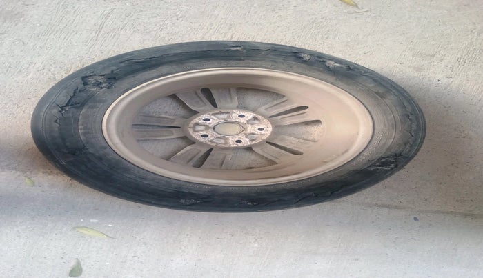 2016 Hyundai Creta SX PLUS 1.6 PETROL, Petrol, Manual, 1,02,880 km, tyre