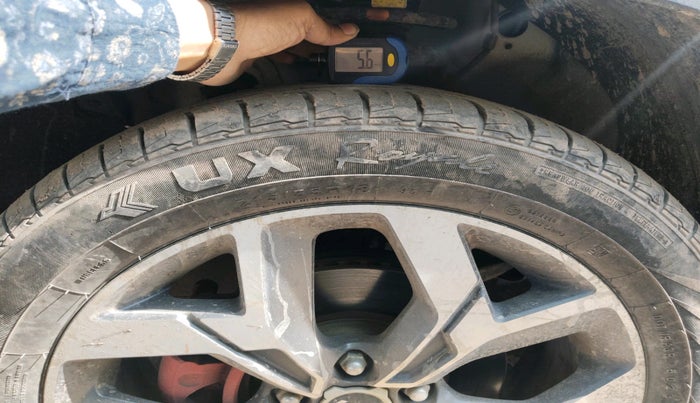 2024 KIA SELTOS  HTX 1.5 PETROL MT, Petrol, Manual, 13,921 km, tyre