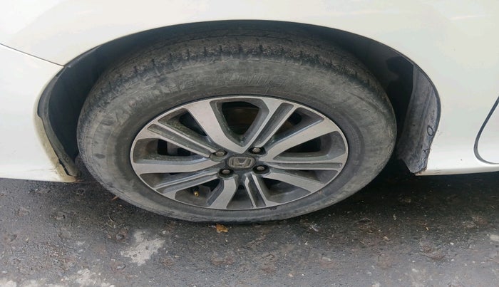 2019 Honda City 1.5L I-VTE V CVT, Petrol, Automatic, 1,08,133 km, tyre