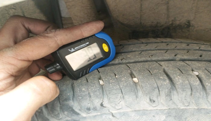 2022 Maruti Swift ZXI AMT, Petrol, Automatic, 32,811 km, tyre