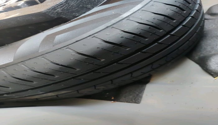 2022 Skoda SLAVIA AMBITION 1.0L TSI MT, Petrol, Manual, 25,020 km, tyre