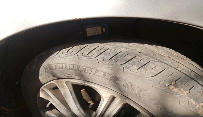 2017 Honda City 1.5L I-DTEC V, Diesel, Manual, 99,324 km, tyre