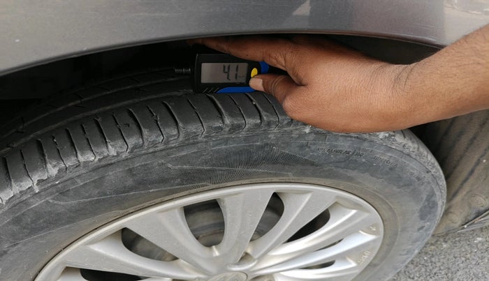 2016 Maruti Ciaz ZDI SHVS, Diesel, Manual, 97,630 km, tyre