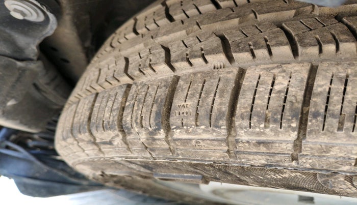 2024 Mahindra XUV700 AX 7 LUXURY D AWD AT 7 STR, Diesel, Automatic, 37,031 km, tyre