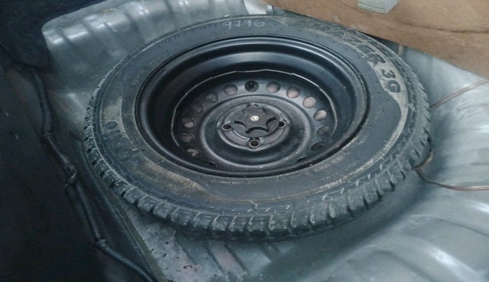 2017 Datsun Go Plus T, Petrol, Manual, 43,863 km, tyre