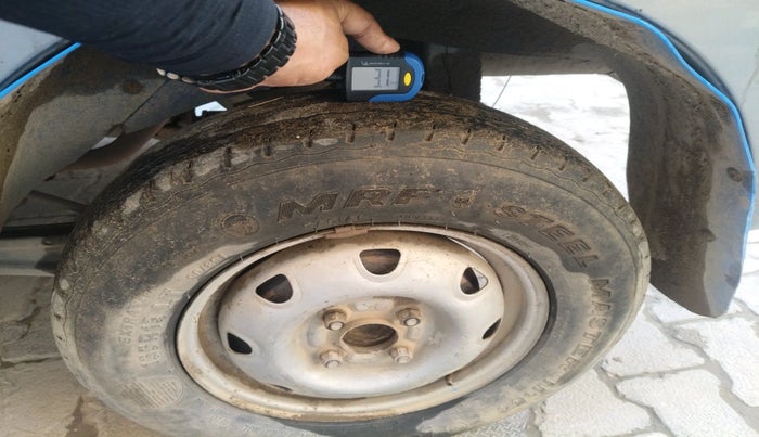 2016 Maruti Eeco 5 STR WITH A/C+HTR, CNG, Manual, 1,44,330 km, tyre