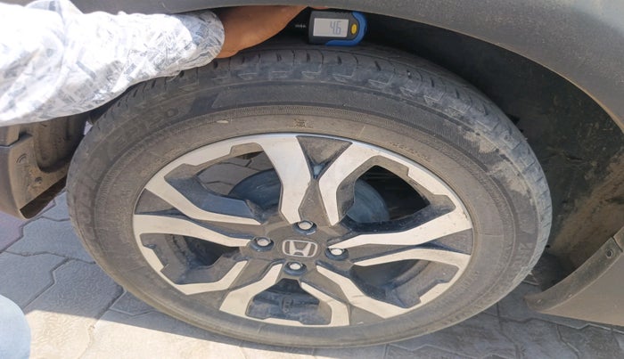 2021 Honda WR-V 1.2L I-VTEC VX MT, Petrol, Manual, 31,105 km, tyre