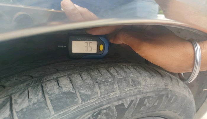 2015 Maruti Ciaz VXI+, Petrol, Manual, 31,313 km, tyre