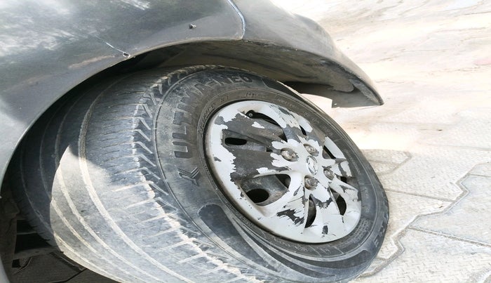 2012 Hyundai i10 MAGNA 1.1, CNG, Manual, 99,282 km, tyre