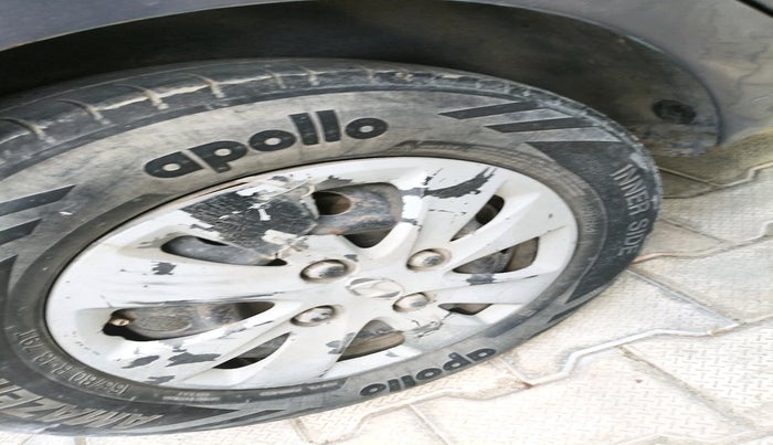 2012 Hyundai i10 MAGNA 1.1, CNG, Manual, 99,282 km, tyre