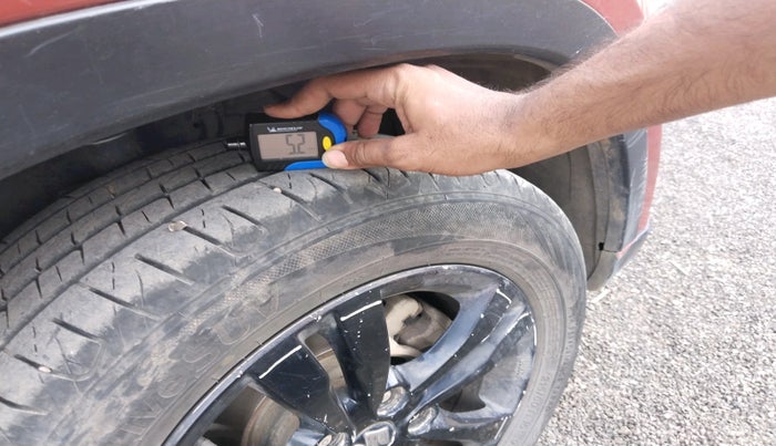 2019 Maruti Vitara Brezza ZDI PLUS DUAL TONE, Diesel, Manual, 1,28,667 km, tyre