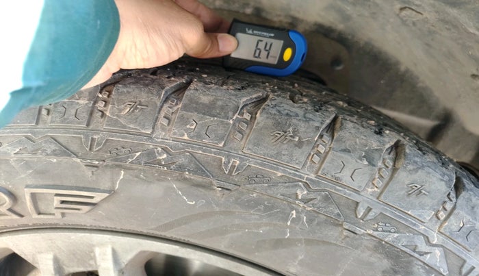 2023 Mahindra Thar LX D HT 2WD MT, Diesel, Manual, 46,697 km, tyre