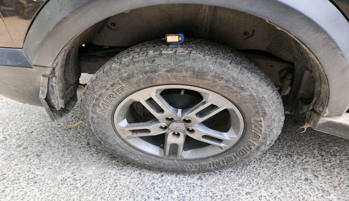 2023 Mahindra Thar LX D HT 2WD MT, Diesel, Manual, 46,697 km, tyre