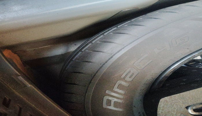 2021 Skoda KUSHAQ AMBITION 1.0L TSI MT, Petrol, Manual, 57,040 km, tyre