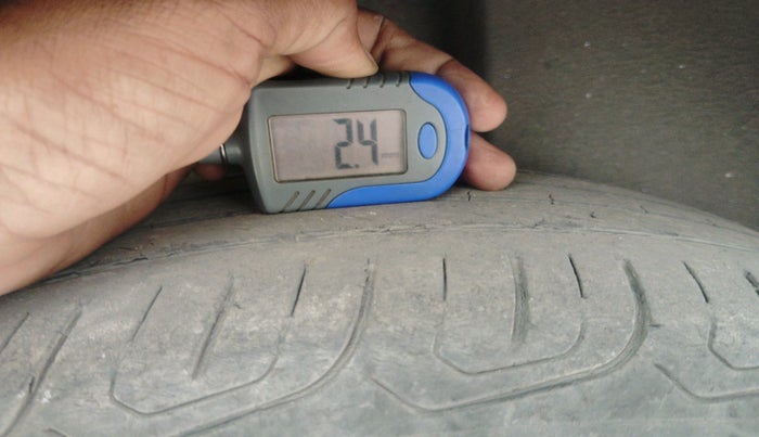 2021 Skoda KUSHAQ AMBITION 1.0L TSI MT, Petrol, Manual, 57,040 km, tyre