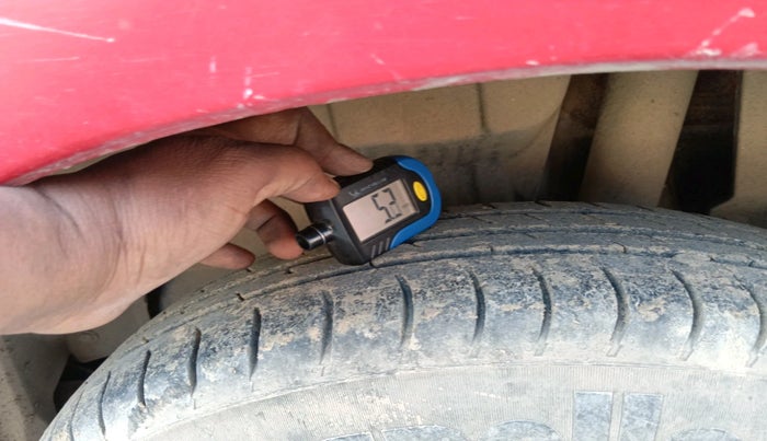 2020 Maruti Swift LXI, Petrol, Manual, 58,614 km, tyre